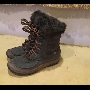 NWOT Merrell Leather Waterproof Boots